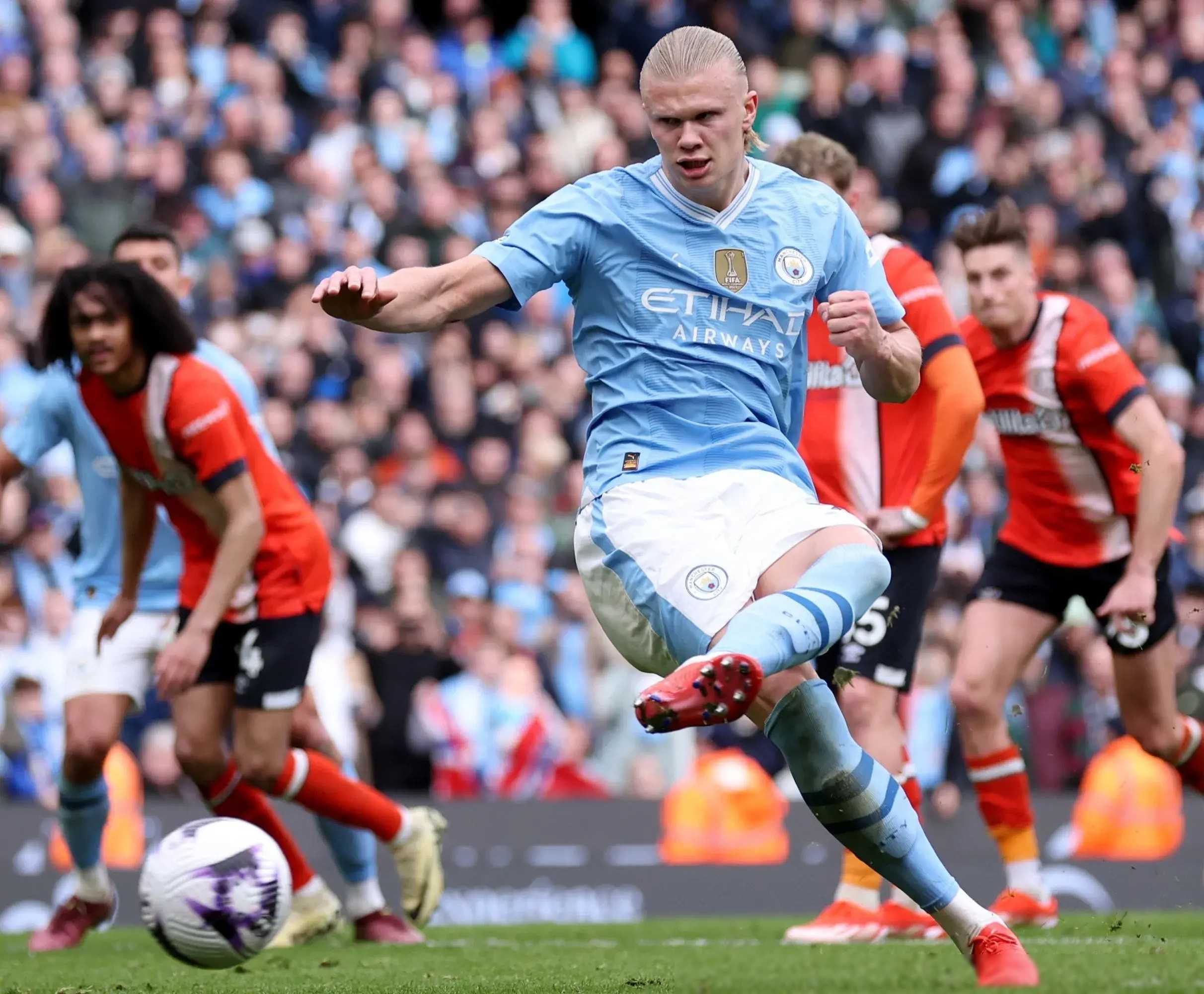 关于关键时刻全明星赛焦点战，勒沃库森造点机会，信心回归，阵容厚度经受考验的信息