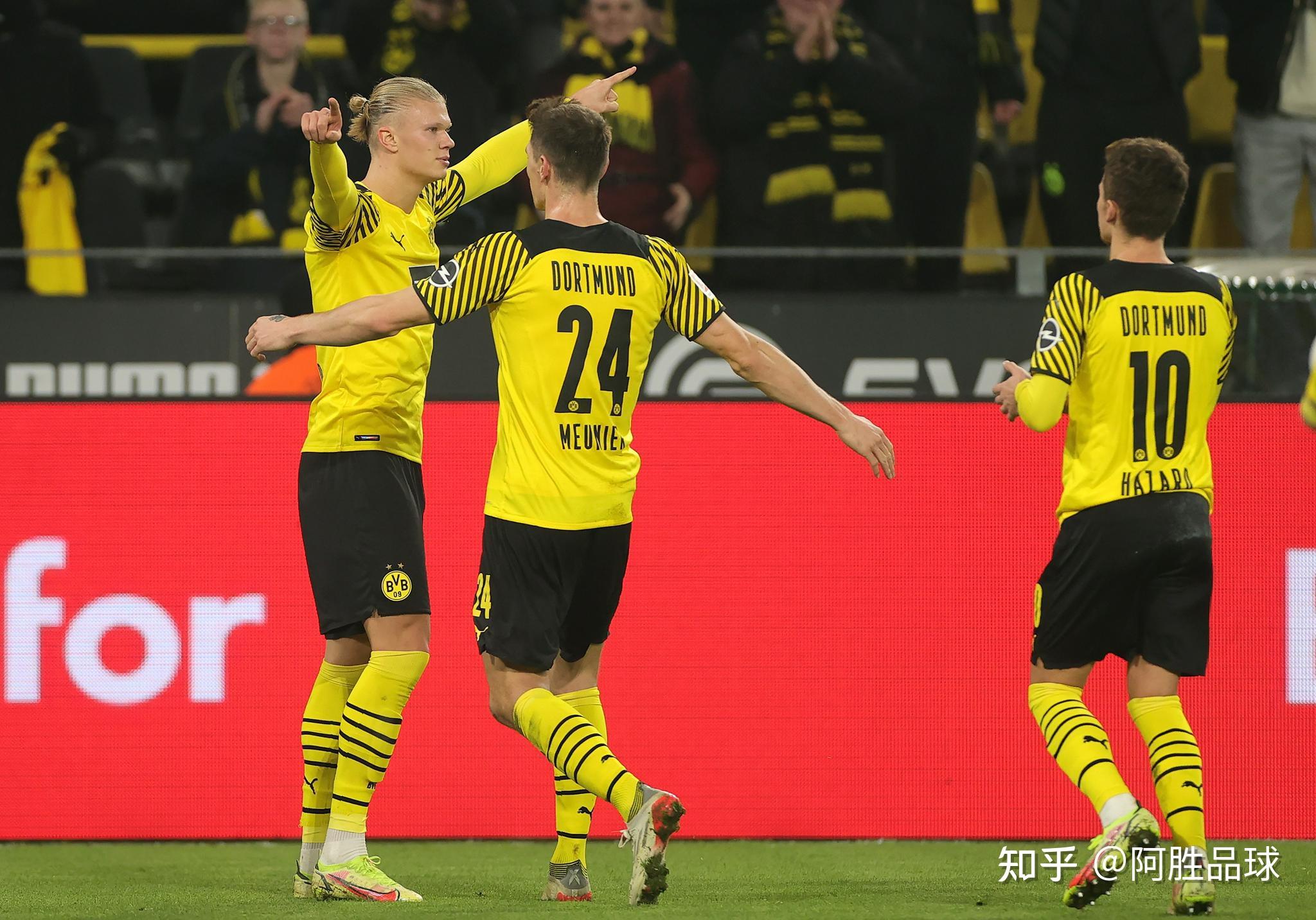 今夜体能课后，上海久事调整名单备战德甲，气氛紧张，赛程密集仍需轮换的简单介绍